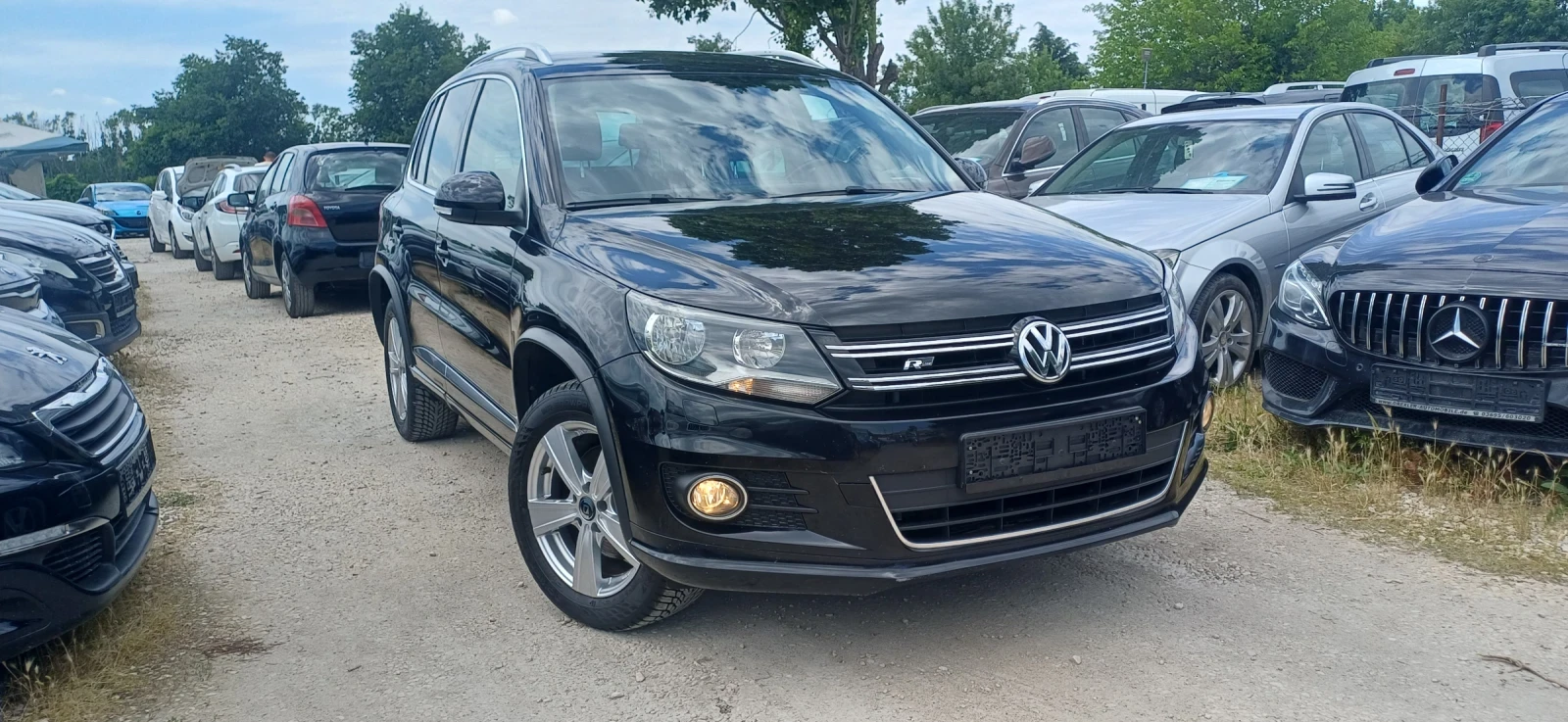 VW Tiguan 2.0 TDI 177к.с. R-LINE SPORT, снимка 3 - Автомобили и джипове - 54974219