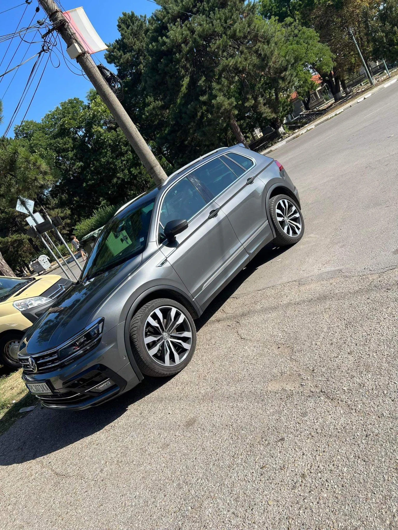 VW Tiguan, снимка 10 - Автомобили и джипове - 55816371