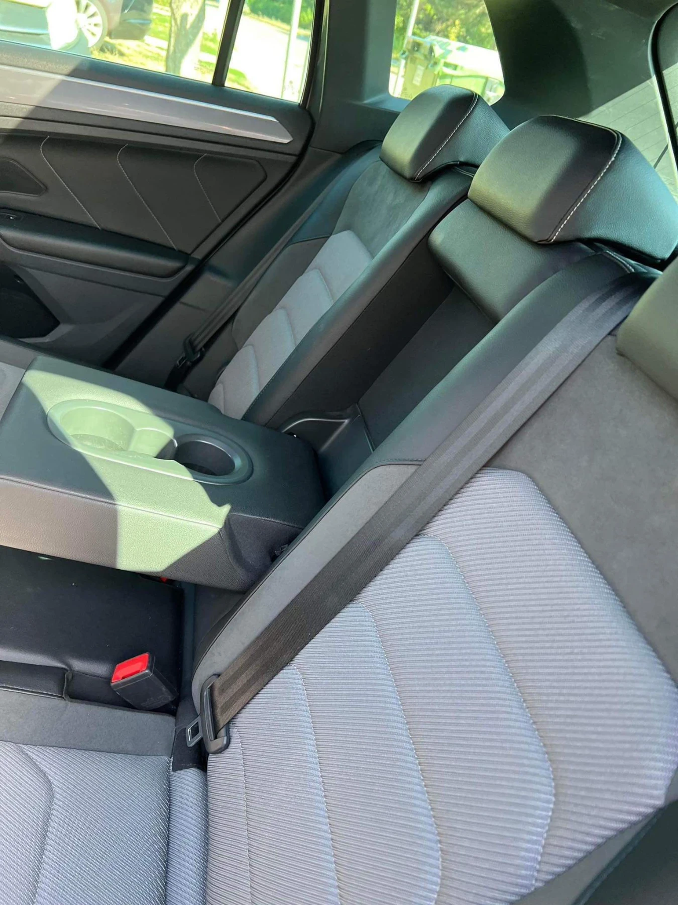 VW Tiguan, снимка 5 - Автомобили и джипове - 55816371