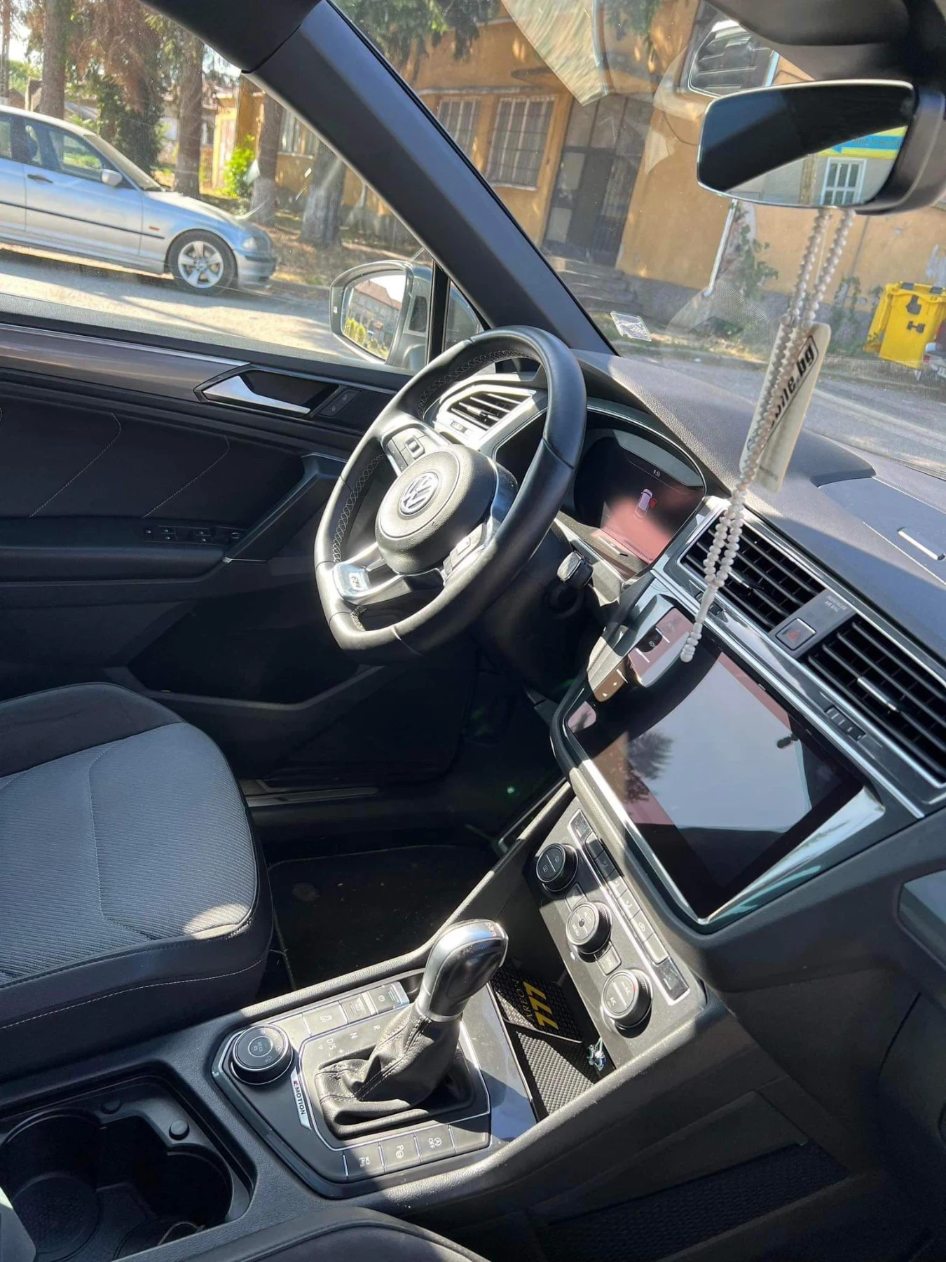 VW Tiguan, снимка 6 - Автомобили и джипове - 55816371