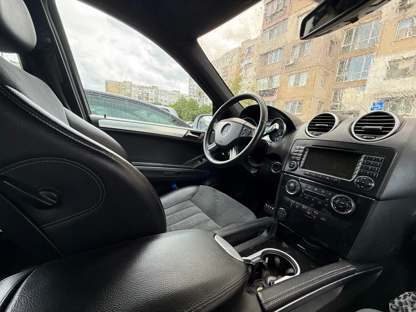 Mercedes-Benz ML 320, снимка 11 - Автомобили и джипове - 55841309