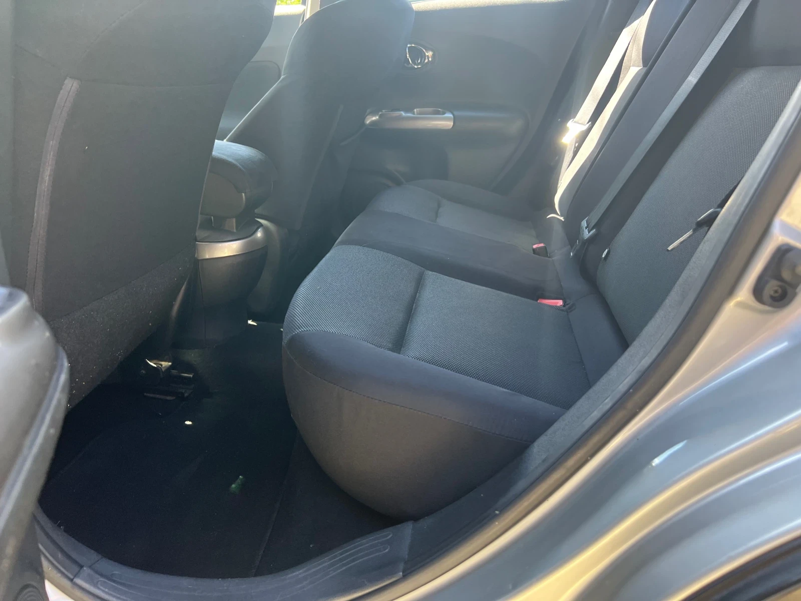 Nissan Juke 1.6 LPG * CLIMATIC* , снимка 10 - Автомобили и джипове - 55951663