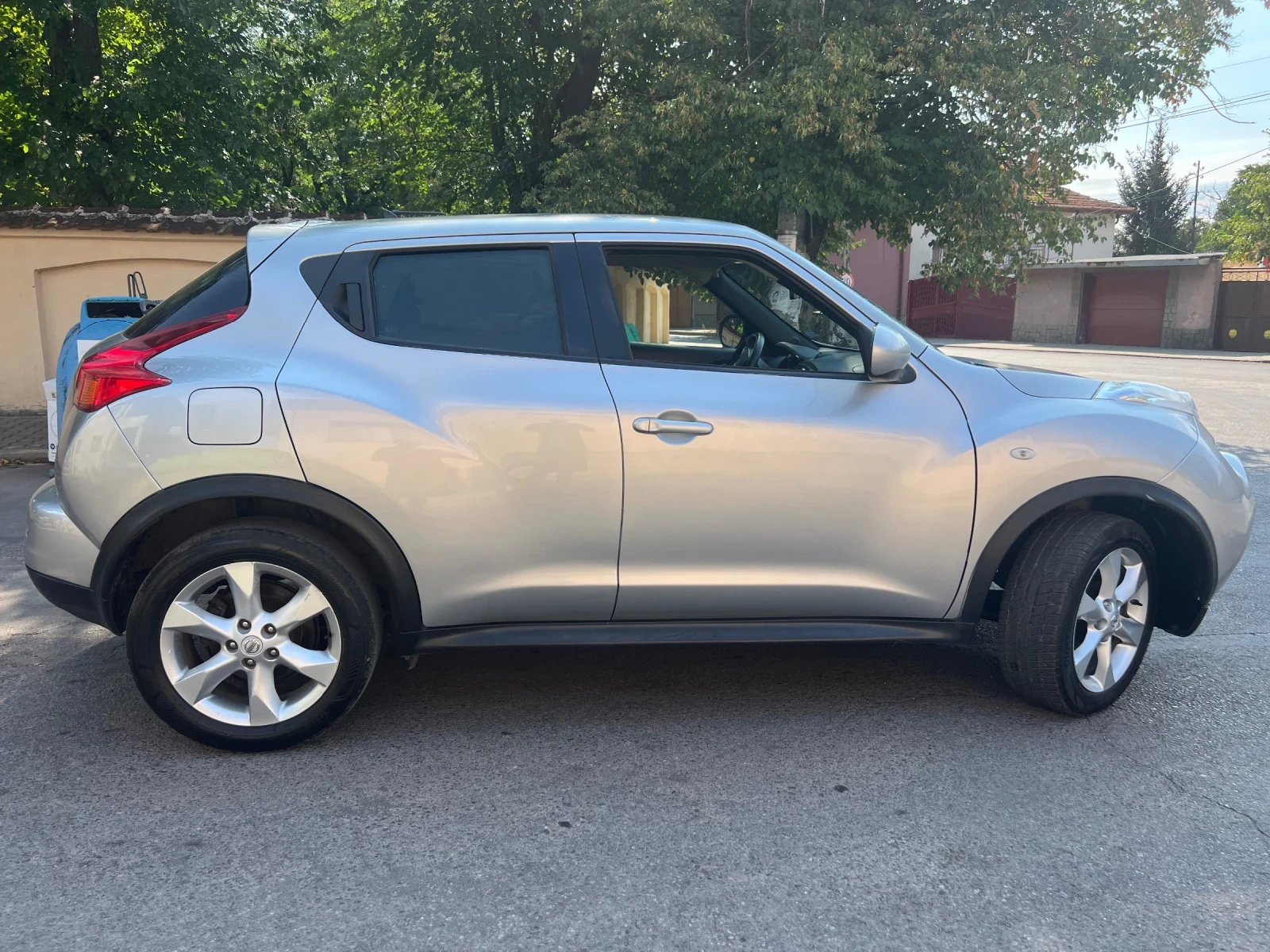 Nissan Juke 1.6 LPG * CLIMATIC* , снимка 6 - Автомобили и джипове - 56013314