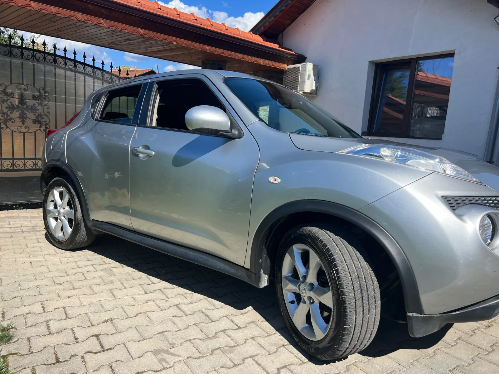 Nissan Juke 1.6 LPG * CLIMATIC* , снимка 5 - Автомобили и джипове - 55951663