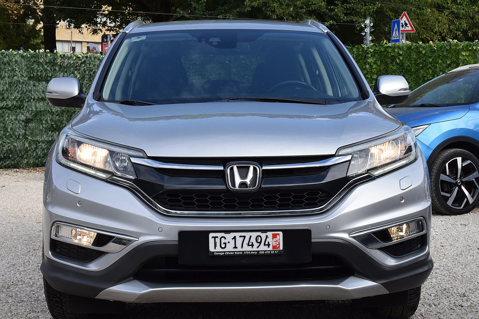 Honda Cr-v 2.0ШВЕЙЦАРИЯ/4x4, снимка 2 - Автомобили и джипове - 56228312