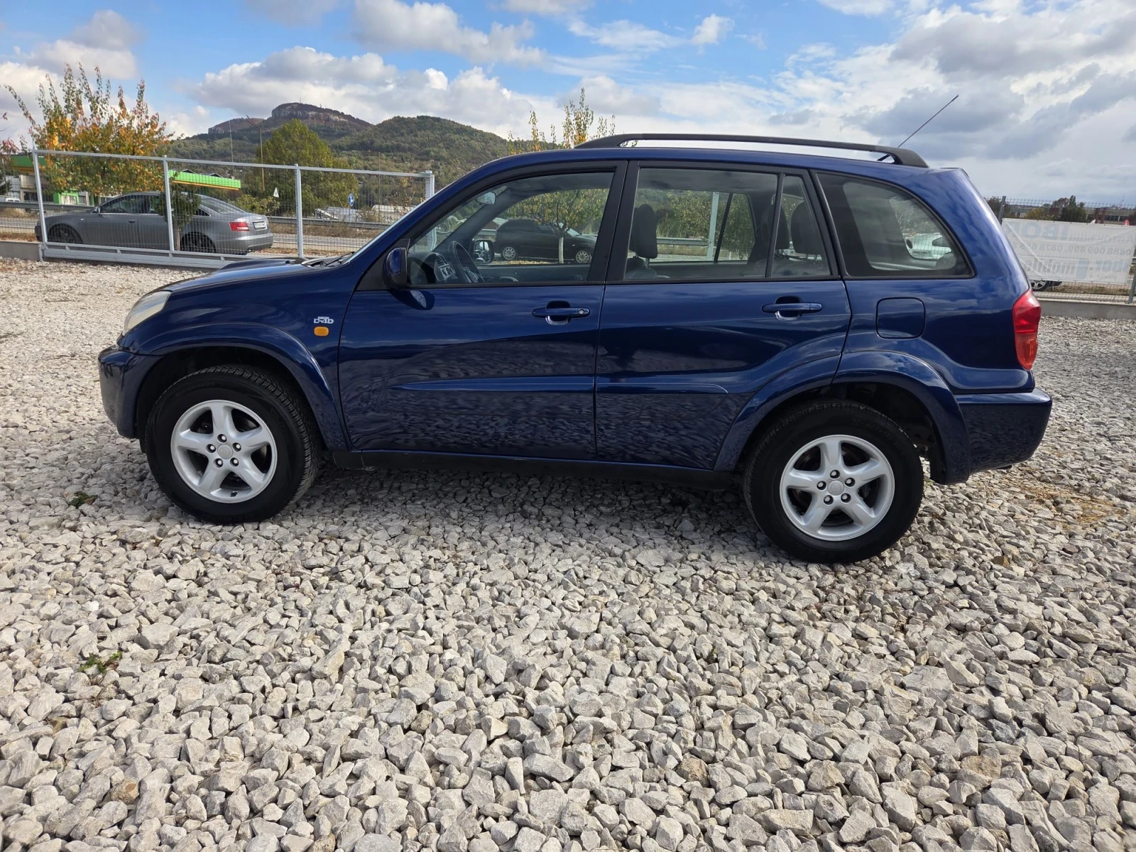 Toyota Rav4 2.0d* внос Италия* TOP!!!, снимка 8 - Автомобили и джипове - 56598447