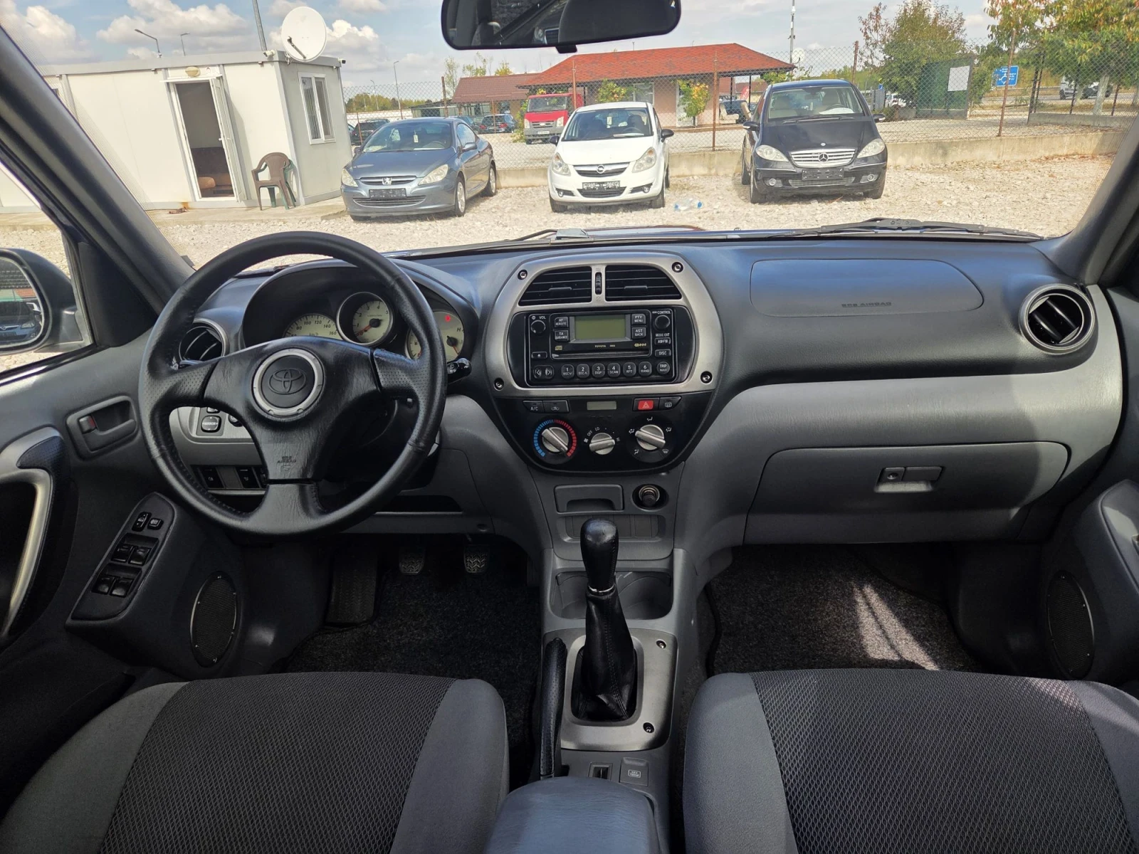 Toyota Rav4 2.0d* внос Италия* TOP!!!, снимка 16 - Автомобили и джипове - 56598447