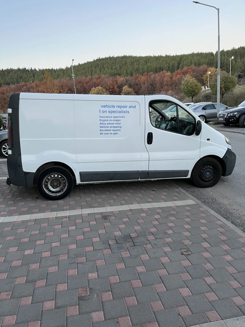 Opel Vivaro, снимка 6 - Бусове и автобуси - 47959574