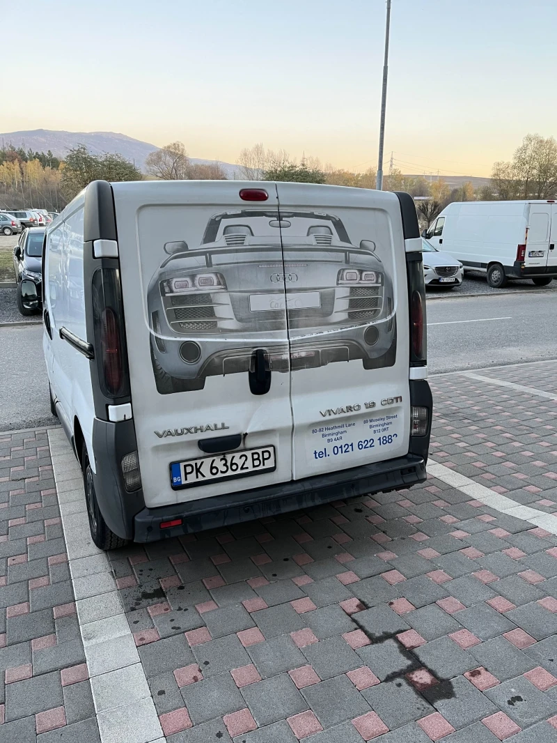 Opel Vivaro, снимка 4 - Бусове и автобуси - 47959574