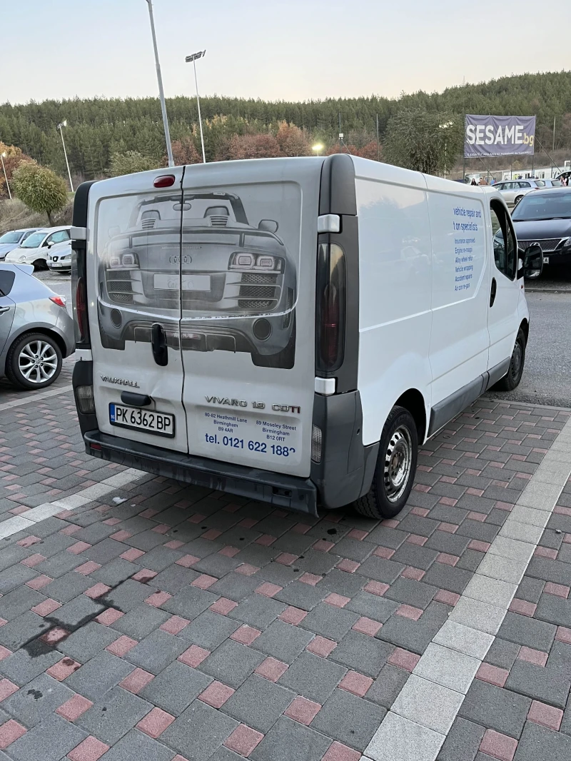 Opel Vivaro, снимка 5 - Бусове и автобуси - 47959574