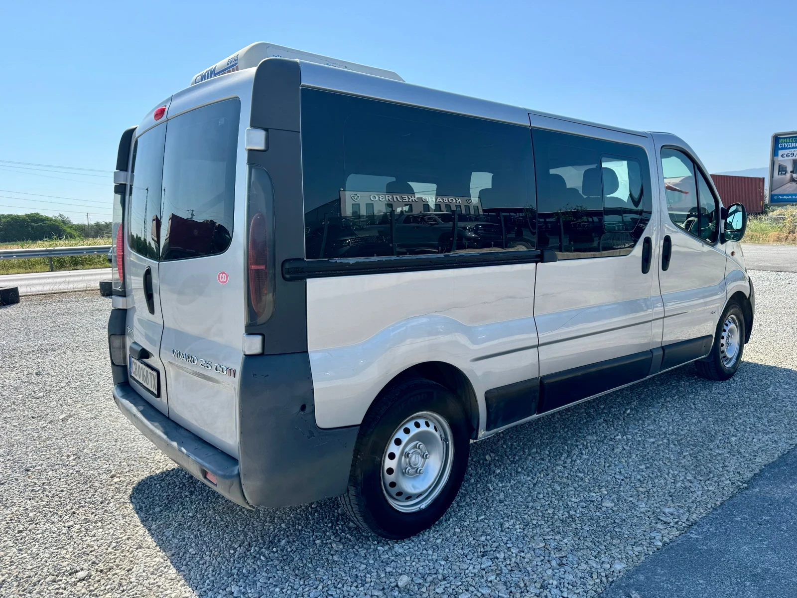 Opel Vivaro 1.9D 8+ 1 KLIMATIC - изображение 5