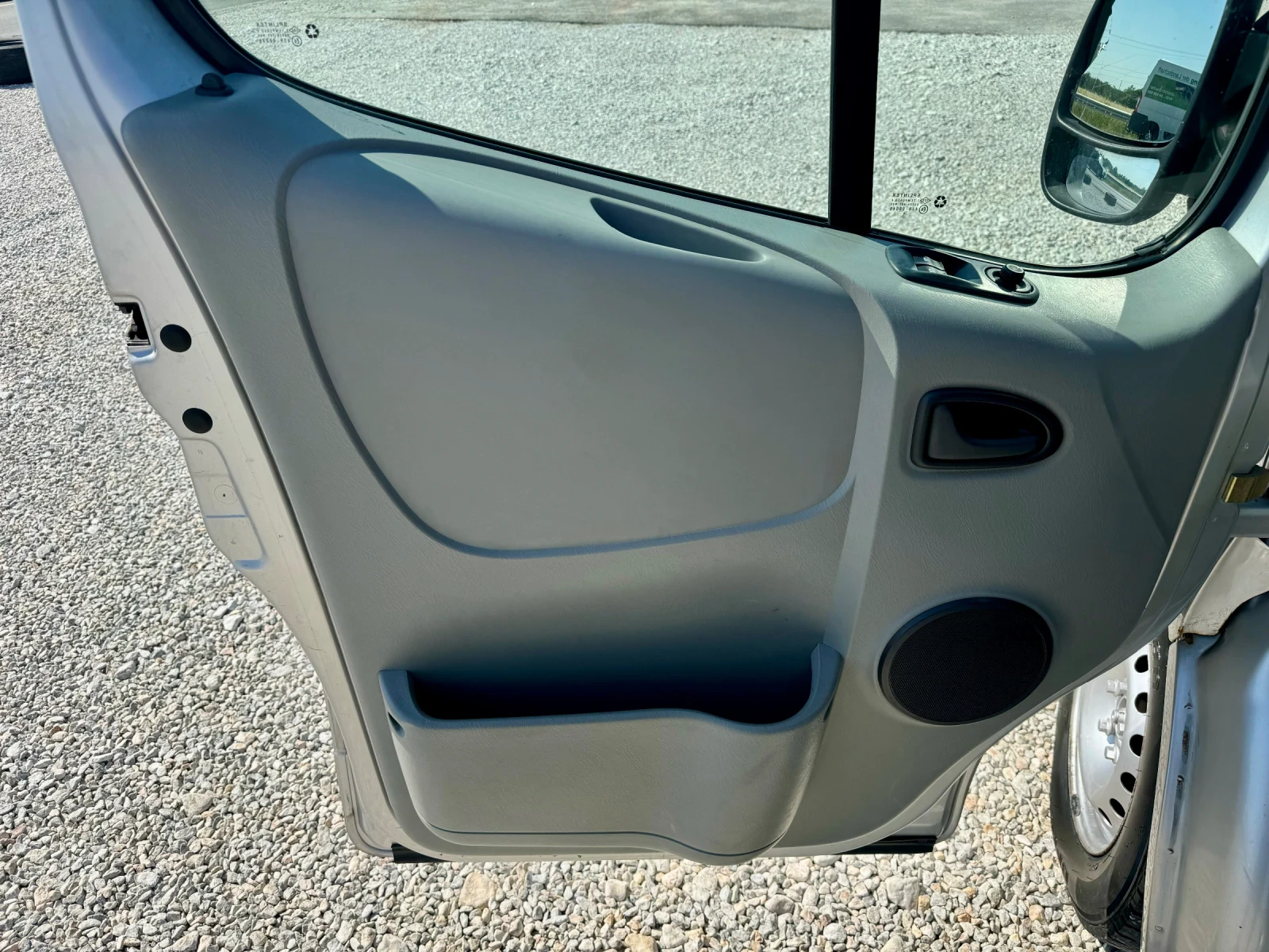 Opel Vivaro 1.9D 8+ 1 KLIMATIC - изображение 10