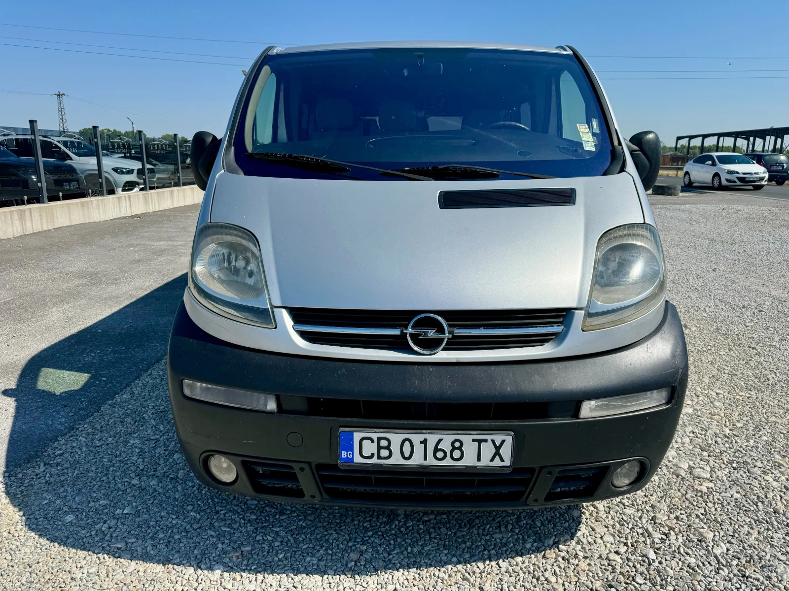 Opel Vivaro 1.9D 8+ 1 KLIMATIC - изображение 2