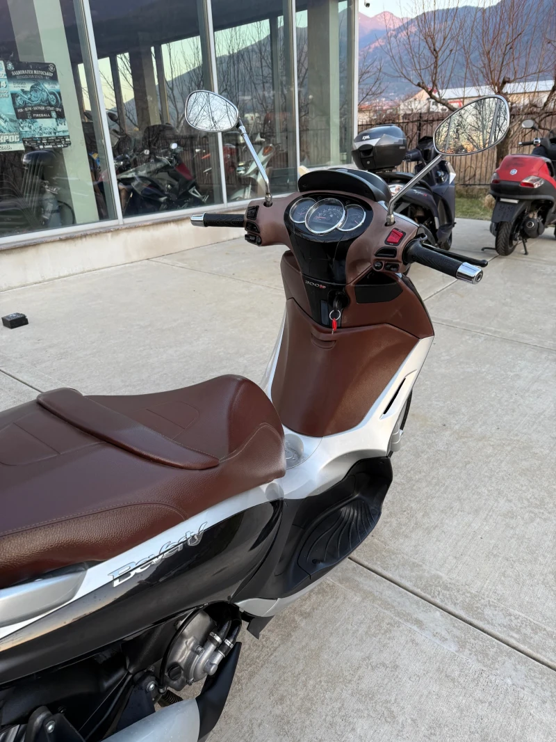 Piaggio Beverly 2013 300i 2broq, снимка 16 - Мотоциклети и мототехника - 52803748