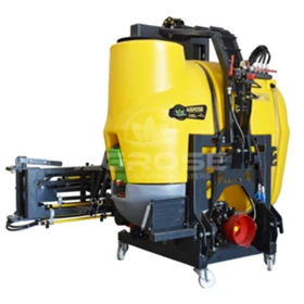 Пръскачка Друга марка 1200л. Крила 18 м., снимка 3