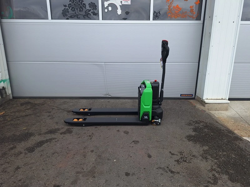 Електрокар Cesab Електрическа Палетна Количка CESAB P015i (НОВА)