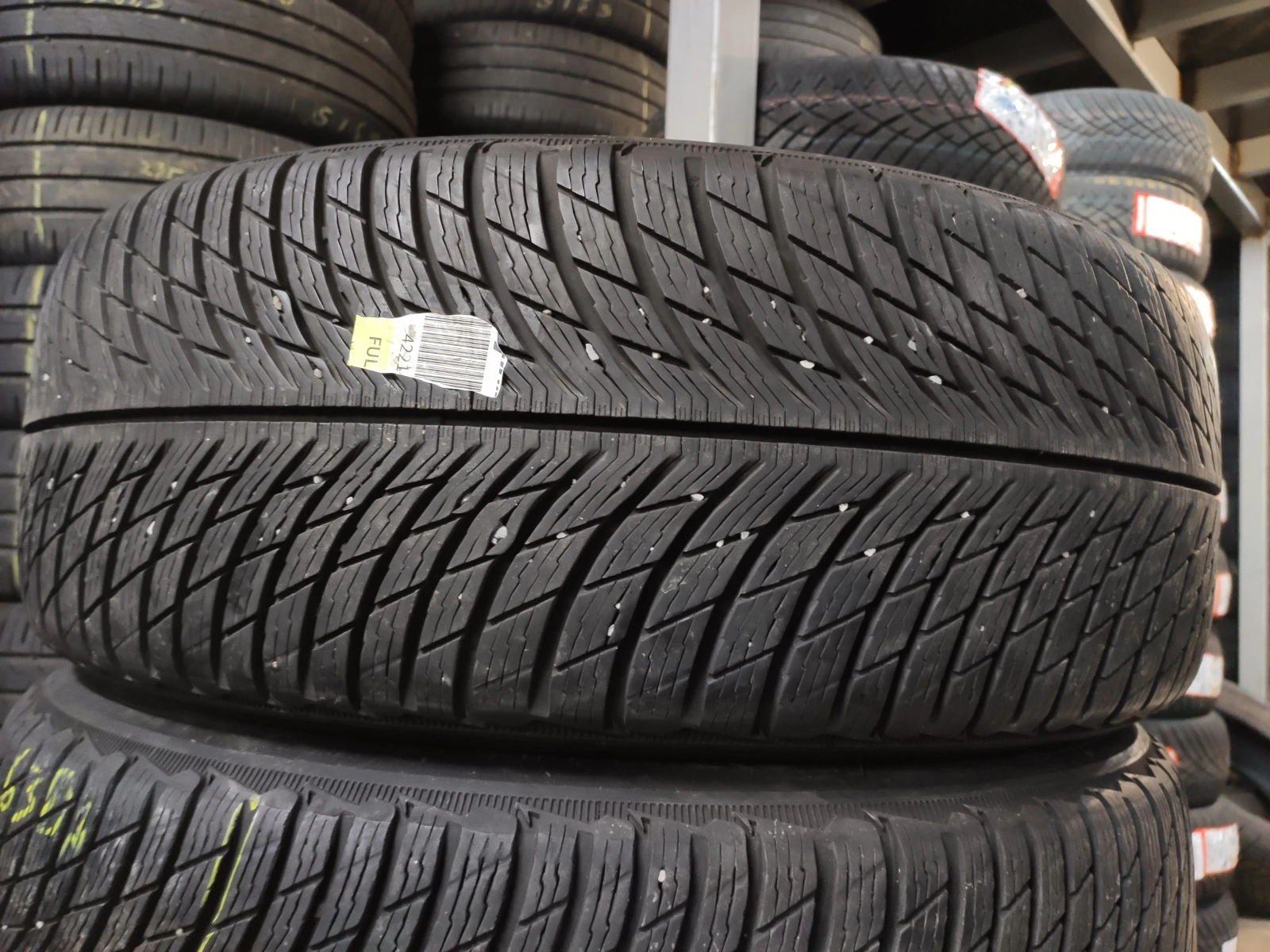  235/55R19 | Mobile.bg   1