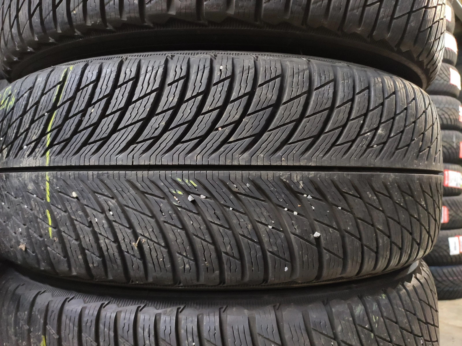  235/55R19 | Mobile.bg   2