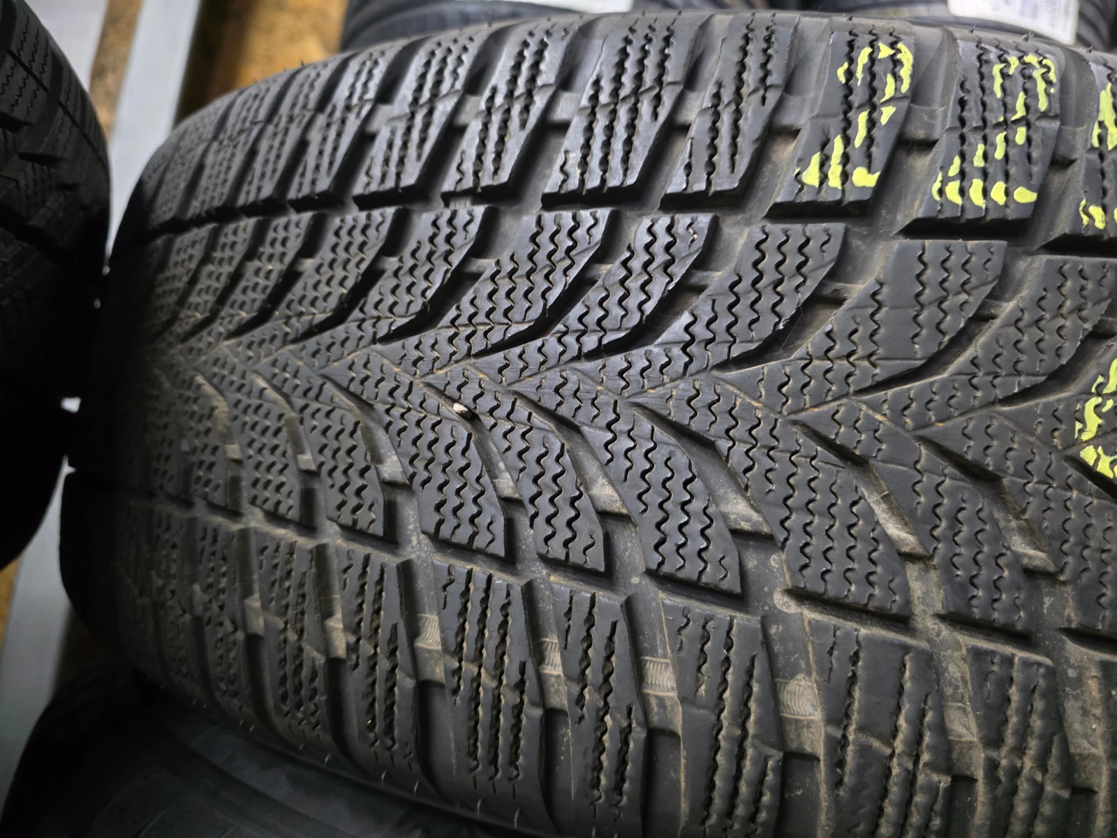 ���� 225/60R17 | Mobile.bg � ����������� 2