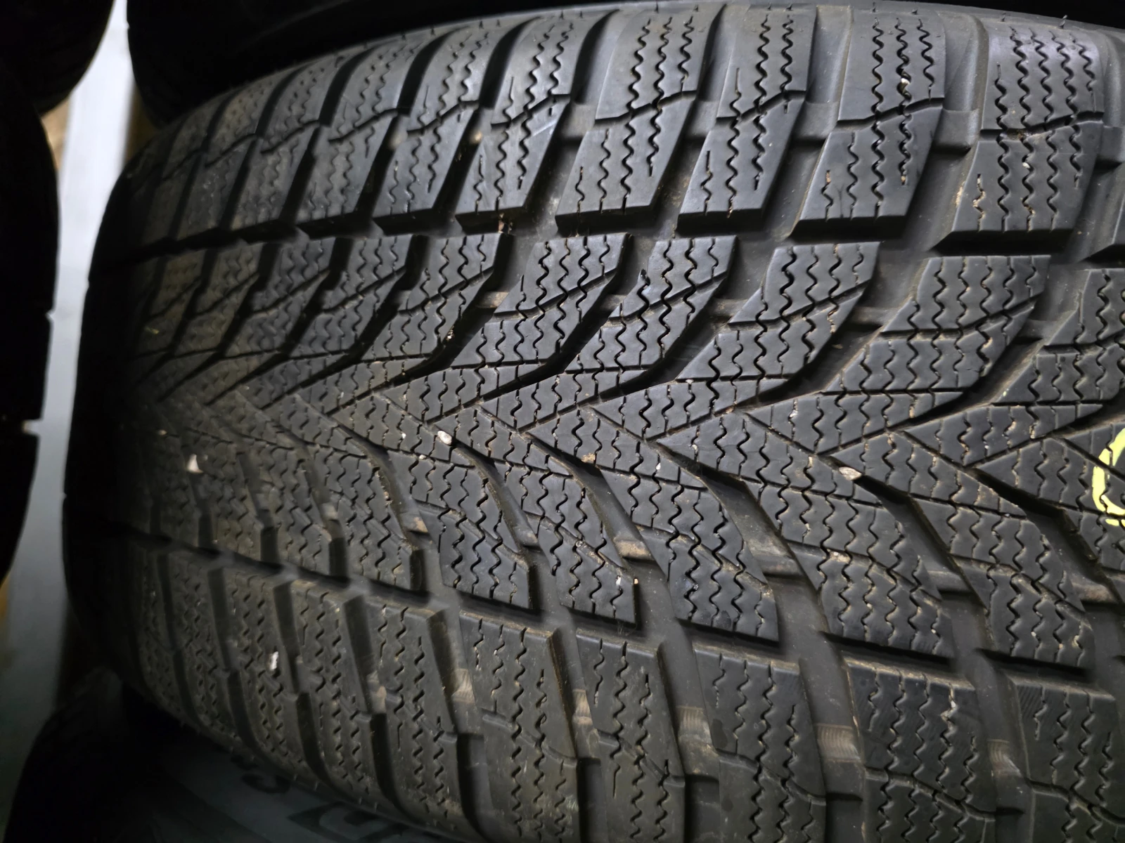 ���� 225/60R17 | Mobile.bg � ����������� 3
