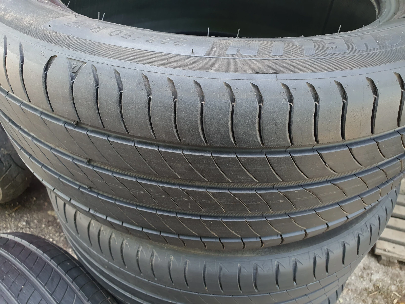 Гуми Летни 225/50R17, снимка 4 - Гуми и джанти - 54764377