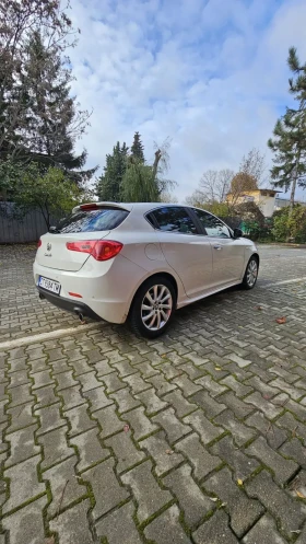 Alfa Romeo Giulietta 2.0JTDm 170к.с 2013 - 12900 лв. / 6595.67 € - 68857570 3