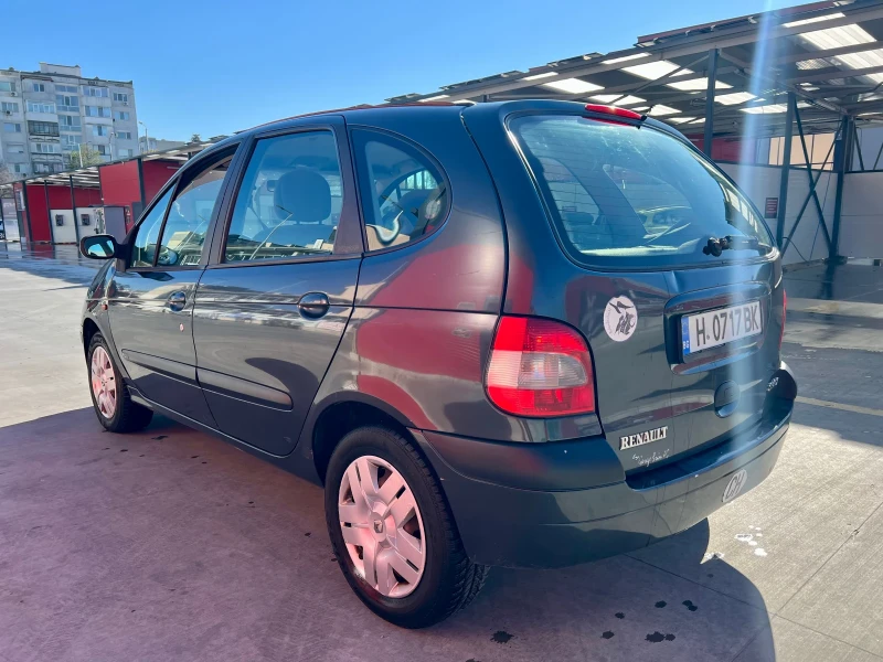 Renault Scenic 2.0 16V , снимка 7 - Автомобили и джипове - 47890312