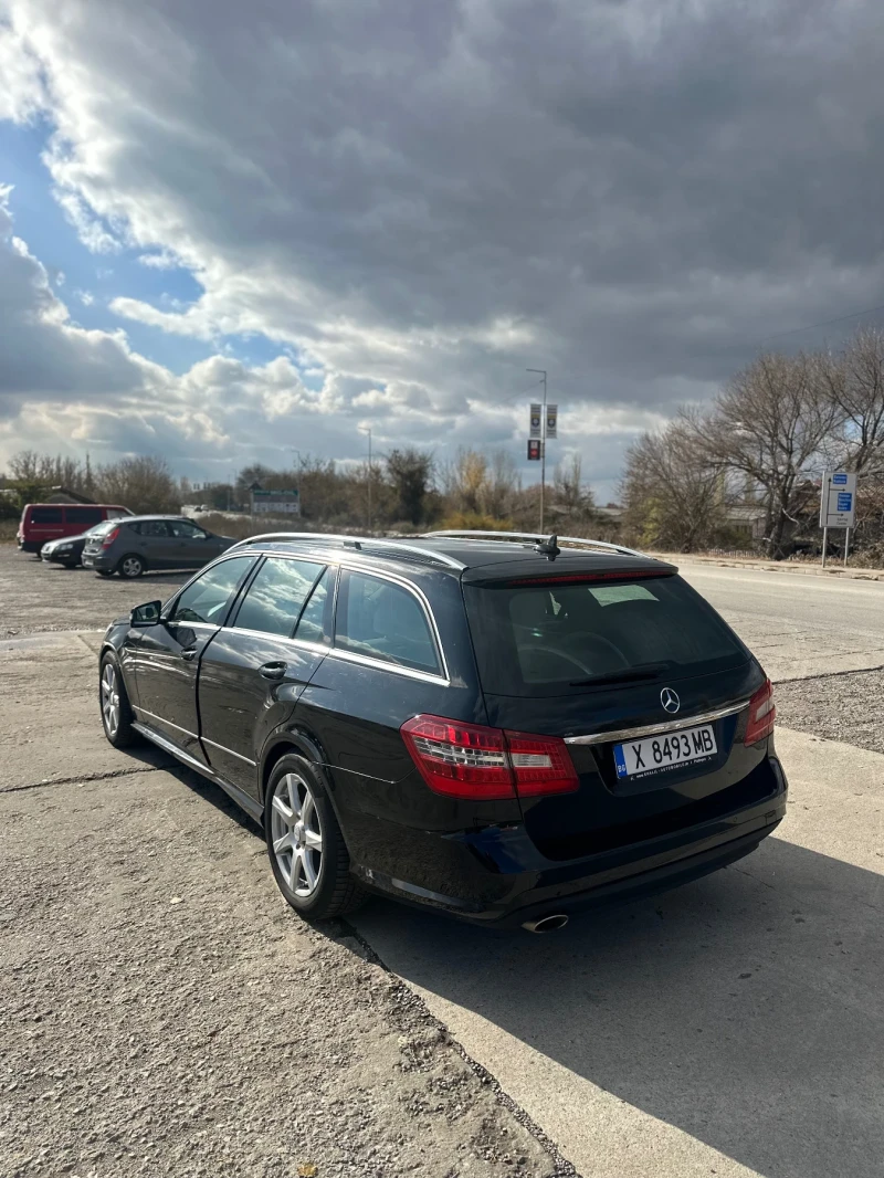 Mercedes-Benz E 220 AMG, снимка 4 - Автомобили и джипове - 47989736