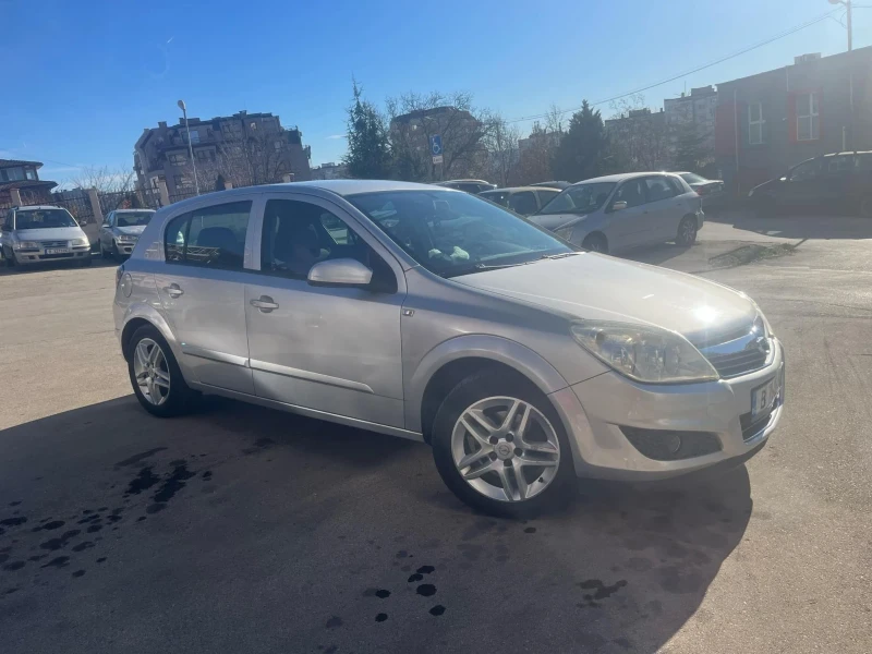 Opel Astra, снимка 3 - Автомобили и джипове - 48546186