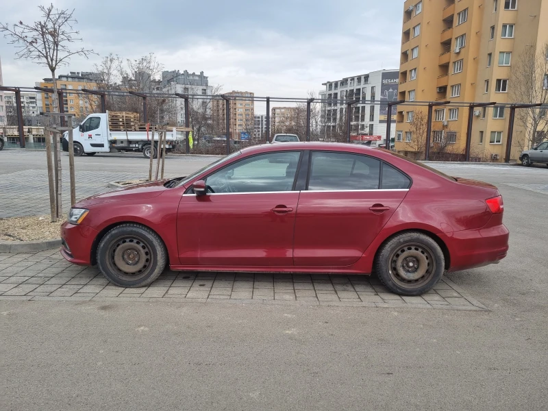 VW Jetta 2.0 TDI, снимка 2 - Автомобили и джипове - 49363457