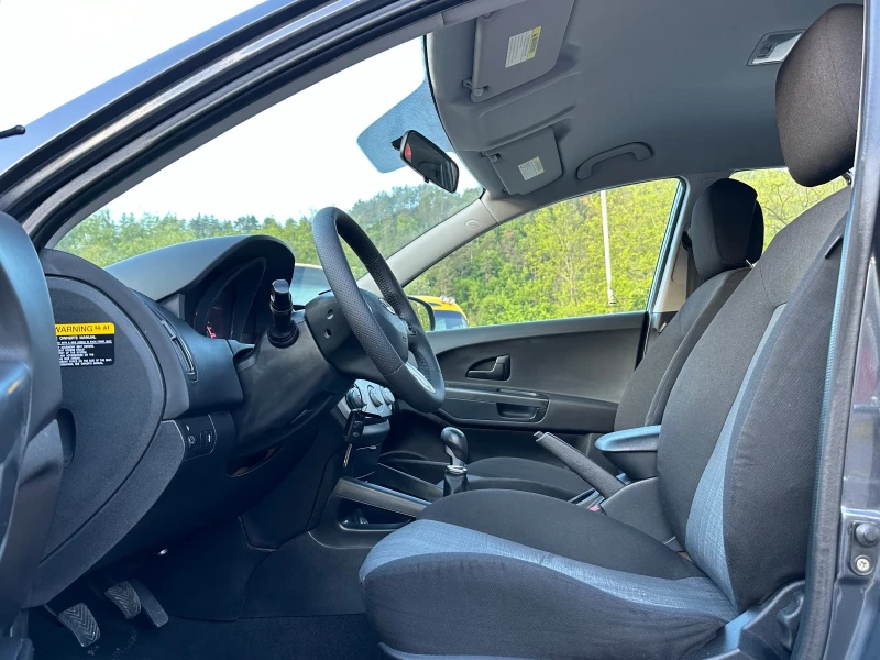 Kia Ceed 1.4 BIFUEL GAZ/BENZIN, снимка 9 - Автомобили и джипове - 51970197