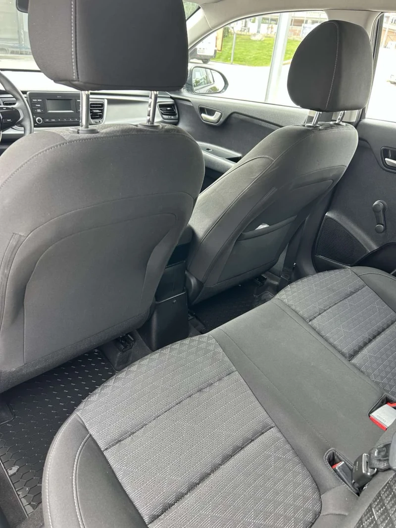Kia Rio 1.25, снимка 7 - Автомобили и джипове - 52382137