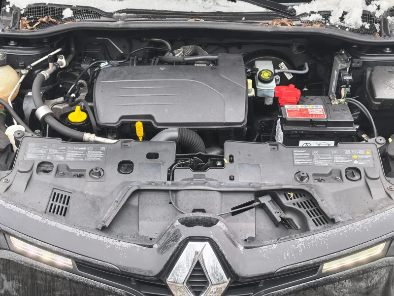 Renault Clio 1.2i Euro 6, снимка 12 - Автомобили и джипове - 53216485