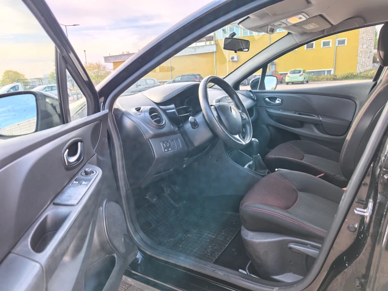 Renault Clio 1.2i Euro 6, снимка 8 - Автомобили и джипове - 52474896