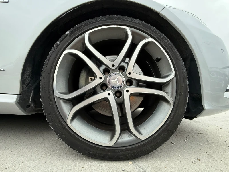 Mercedes-Benz E 350 D* 265к.с* 2012г* 217.000КМ* Топ Състояние* , снимка 16 - Автомобили и джипове - 52312221