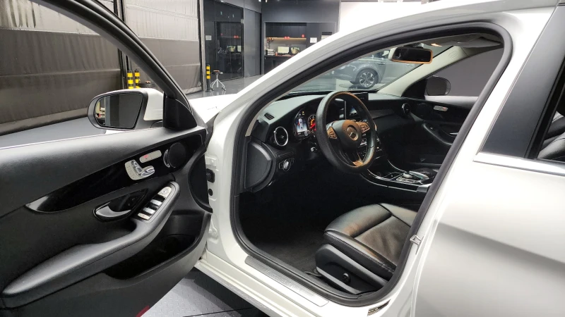 Mercedes-Benz C 200 autogeorge.com, снимка 9 - Автомобили и джипове - 52947830