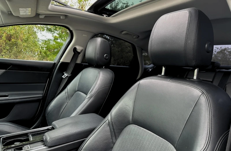 Jaguar Xf 2.0D | ВСИЧКИ ЕКСТРИ | ЛИЗИНГ, снимка 10 - Автомобили и джипове - 52652406