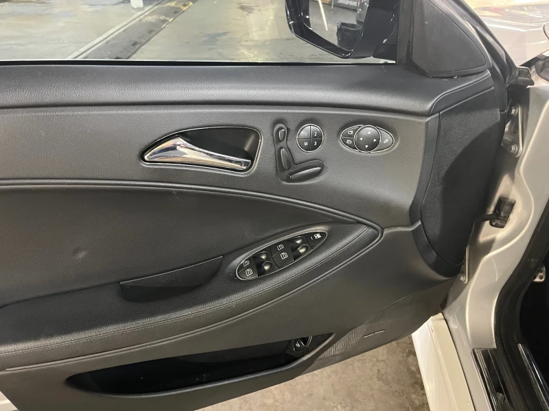Mercedes-Benz CLS 500, снимка 2 - Автомобили и джипове - 52844237