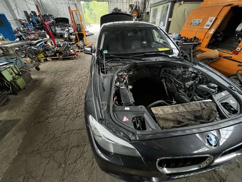 BMW 530, снимка 13 - Автомобили и джипове - 53157556