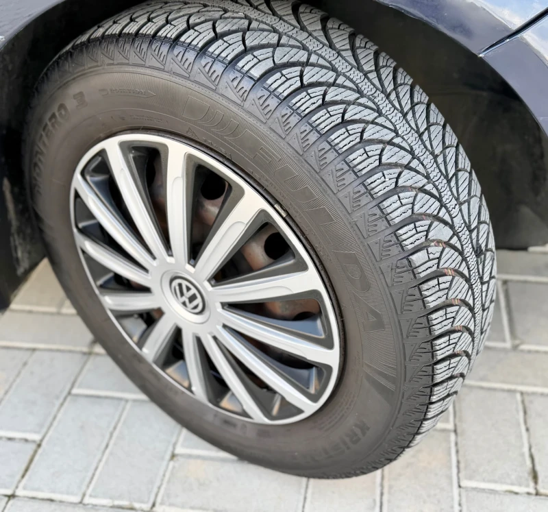 VW Golf Plus 1.6/102к.с/2006г, снимка 15 - Автомобили и джипове - 53598984