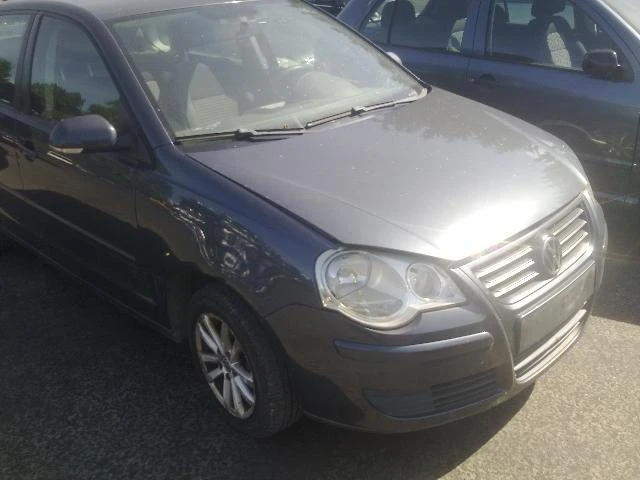 VW Polo 1.2i/1.4 TDi, снимка 3 - Автомобили и джипове - 24523911