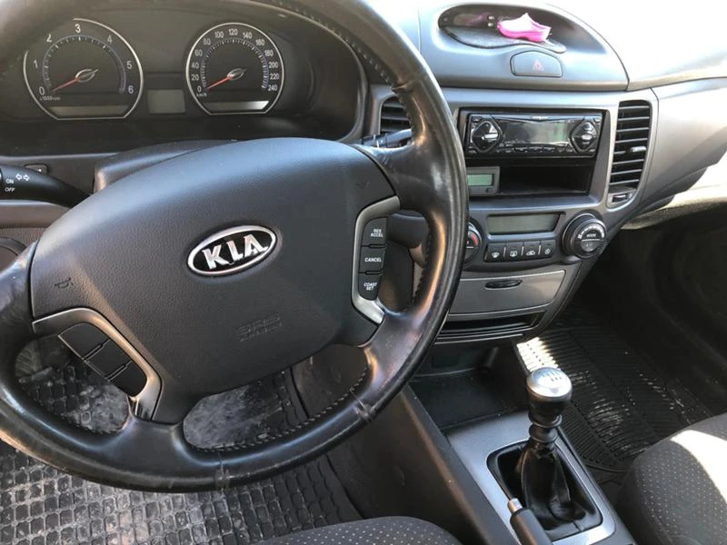 Kia Magentis 2.0 crdi 6 скорости, снимка 9 - Автомобили и джипове - 47307077