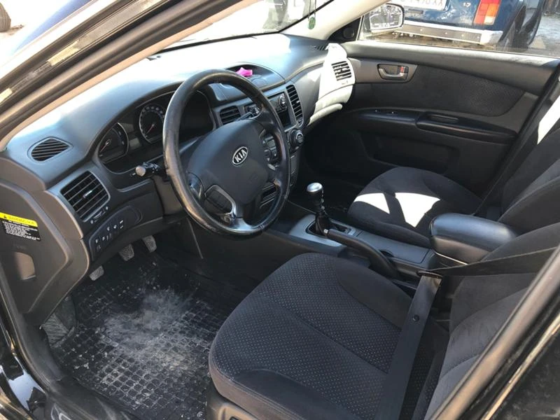 Kia Magentis 2.0 crdi 6 скорости, снимка 6 - Автомобили и джипове - 47307077