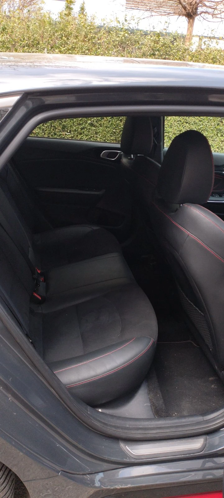 Kia Pro ceed GT Sportback , снимка 9 - Автомобили и джипове - 53063873