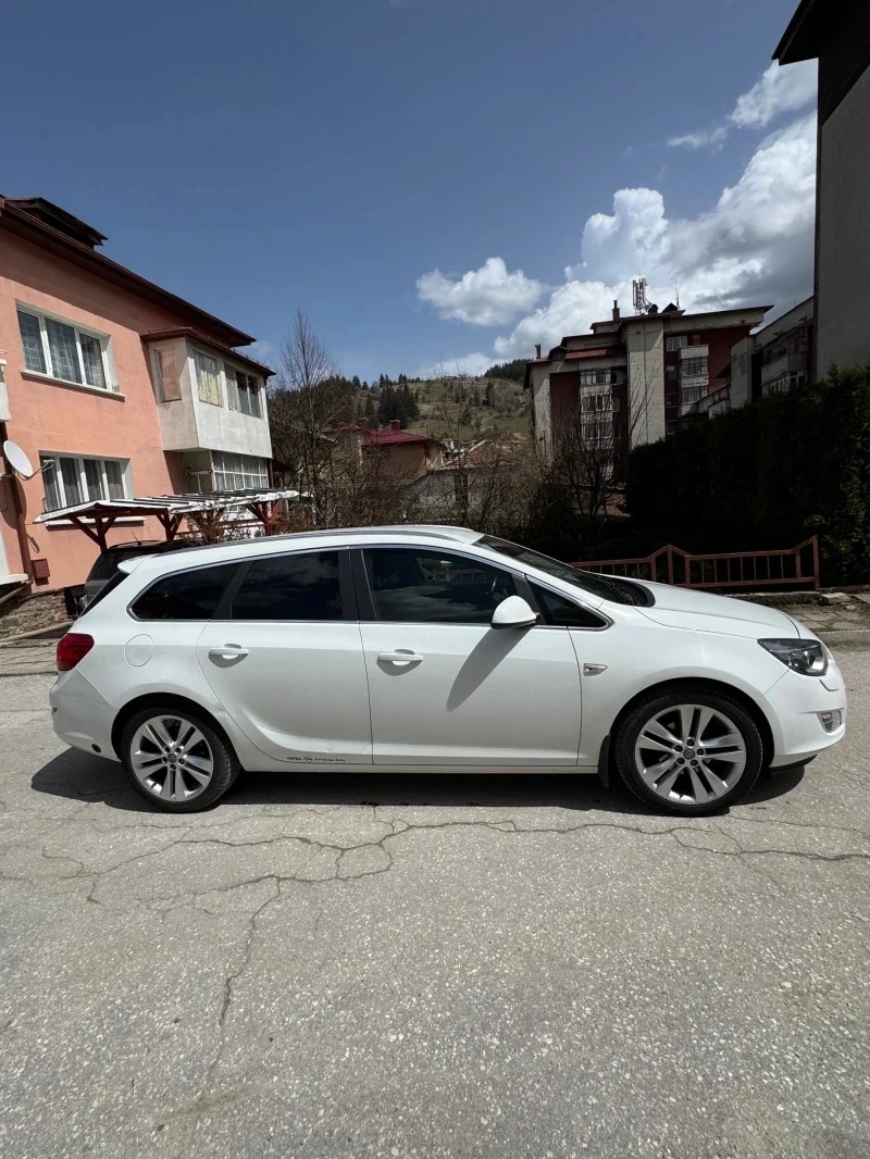 Opel Astra, снимка 2 - Автомобили и джипове - 55620341