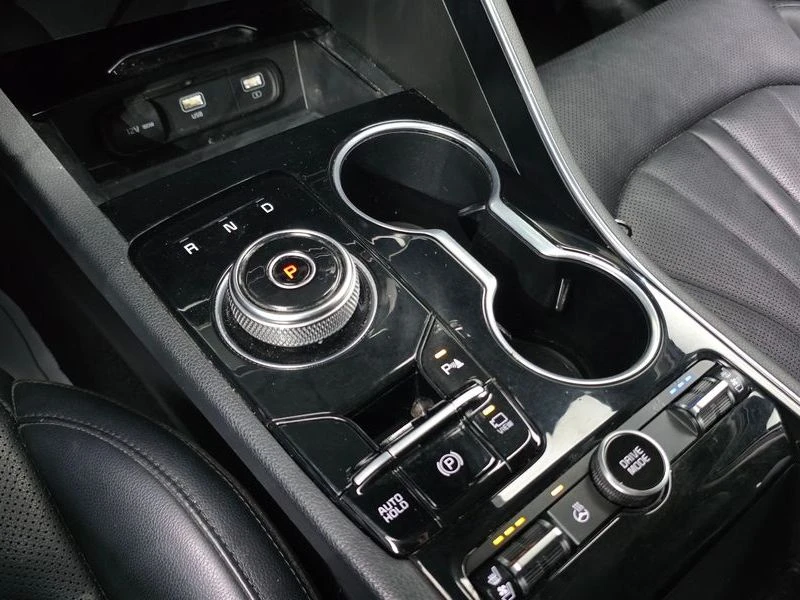Kia K5 2.0 LPI| 152к.с., снимка 9 - Автомобили и джипове - 56178383