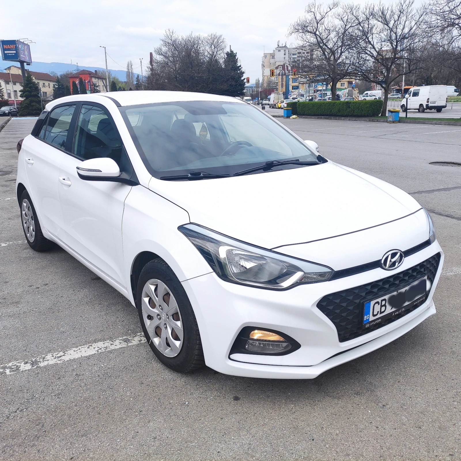 Hyundai I20 1.2/4 цил.  Фейслифт бензин от България Евро 6  - изображение 2