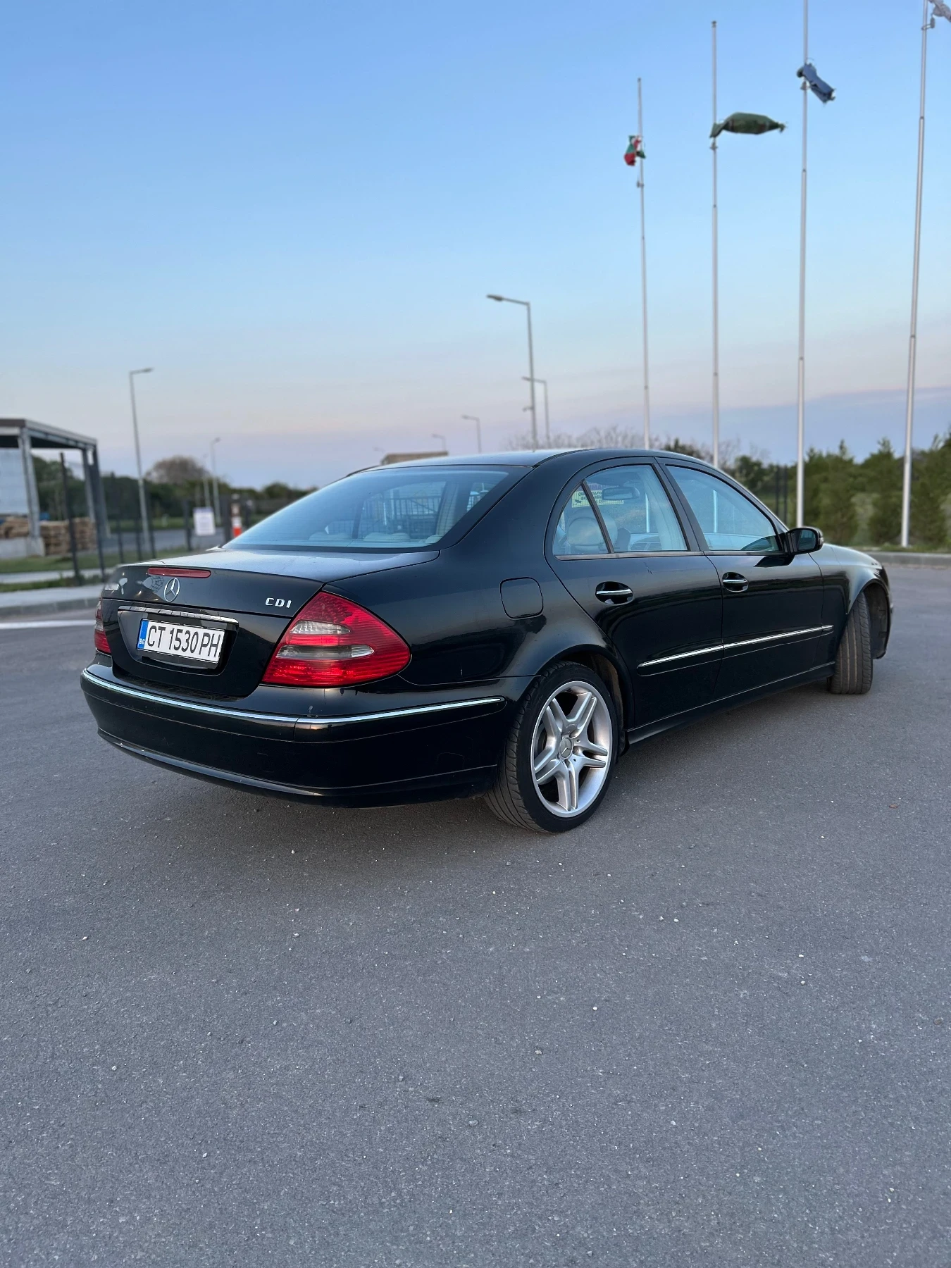 Mercedes-Benz E 270  - изображение 4