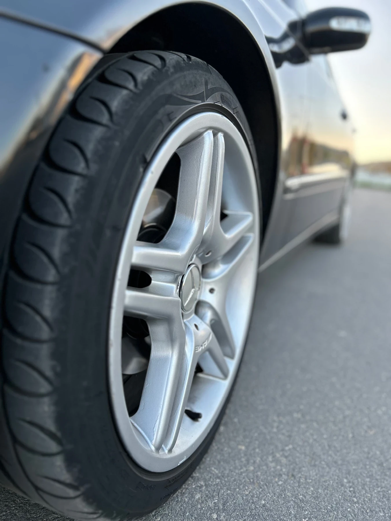 Mercedes-Benz E 270  - изображение 8