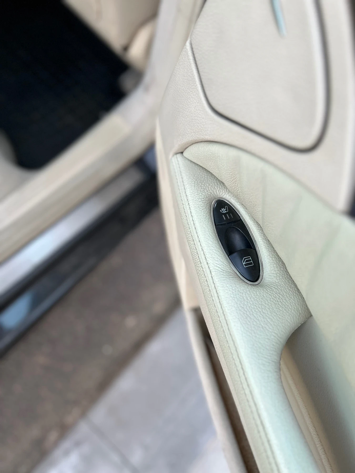 Mercedes-Benz E 270  - изображение 10
